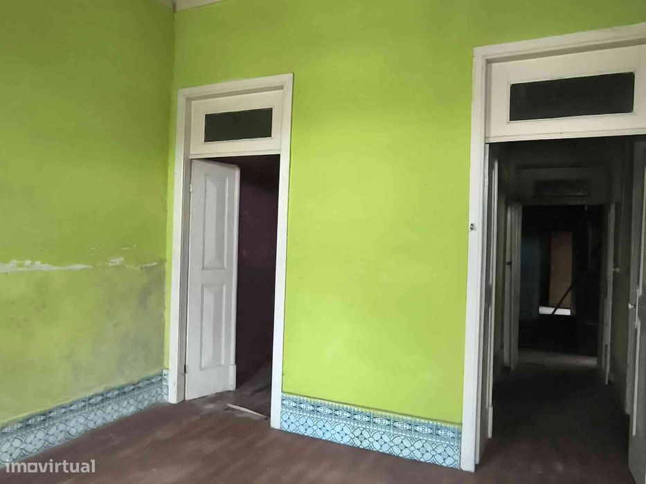 Moradia T5 para Recuperar | Póvoa do Valado – Oliveirinha