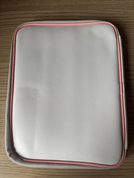 Etui MSI Wind Notebook