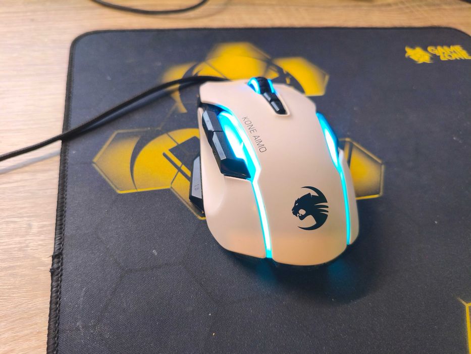 Myszka Roccat Kone Aimo