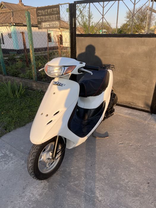 Продам скутер Honda Dio AF 35