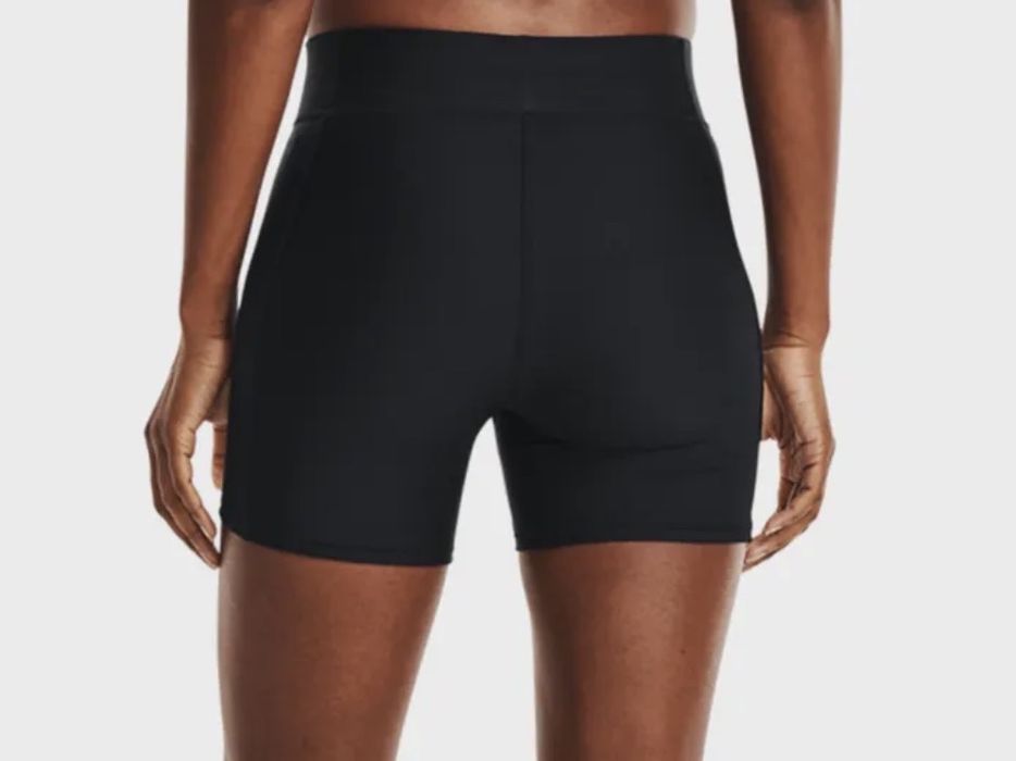 Жіночі шорти under armour