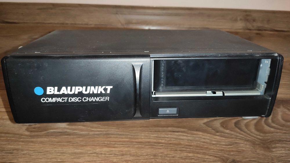 CD Changer Blaupunkt на 6 дисків (чейнджер)