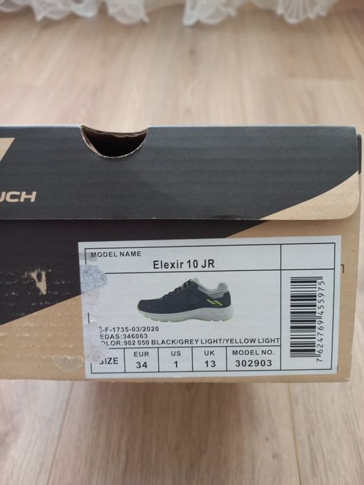 Продам спортивний костюм