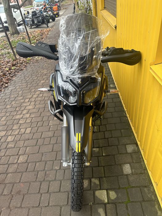 Новий мотоцикл Voge 300 Rally Black Knight Edition 2025 ABS/EFI/29к.с.