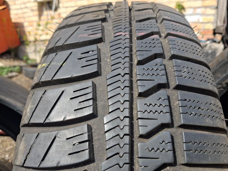 рспаровка шины б/у 175/65 R15 VREDESTEIN Quatrac