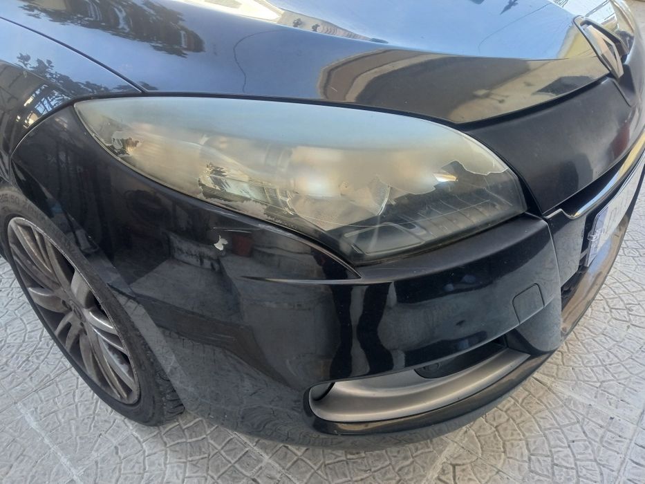 Polimento & Envernizamento de Faróis