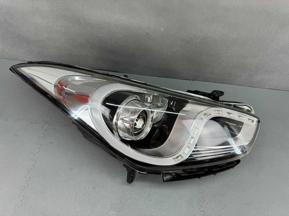 Hyundai I40 Lampa Przód Przednia Prawa H7 10 Pin Europa Kompletna IGŁA
