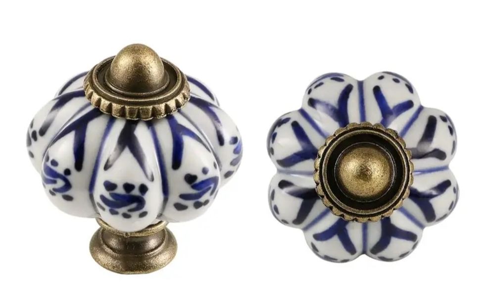 2 Puxadores em Porcelana