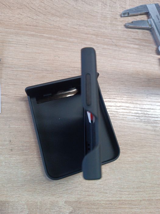 Чехол для Samsung Galaxy Z Flip 3 с защитой камеры