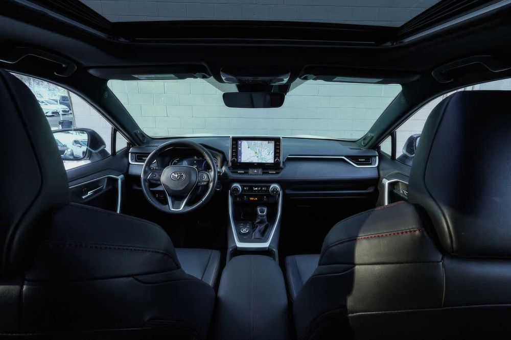 Toyota RAV4 Prime XSE      2022