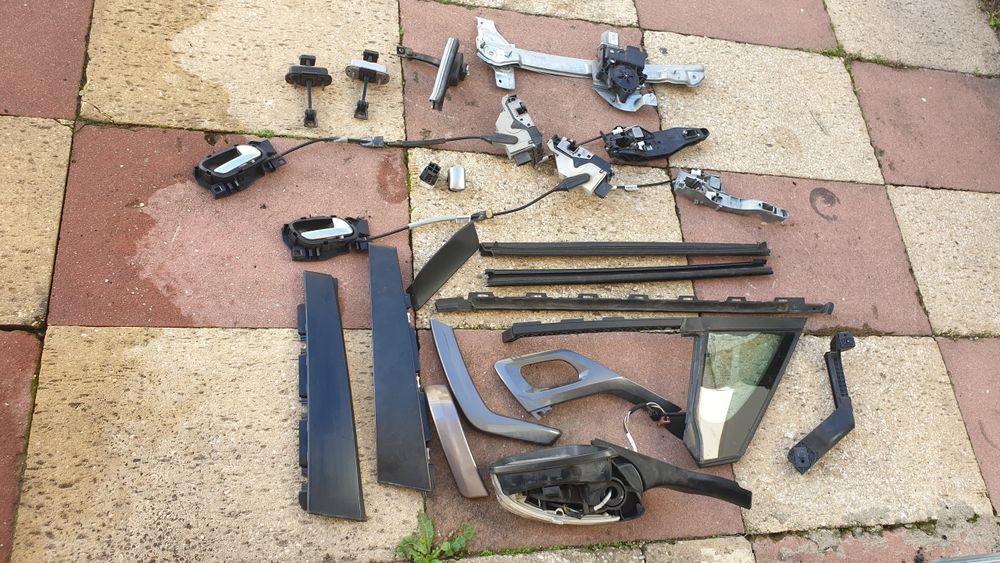 Elevadores vidros, fechaduras,Espelho,puxador.. Peugeot 2008