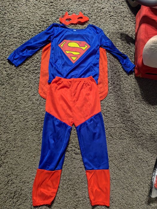 Strój Super MEN roz 116