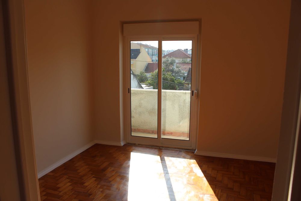Apartamento T2 - Arrendamento
