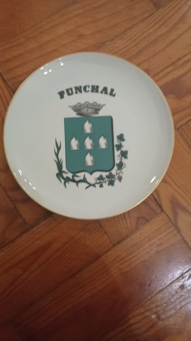 Prato decorativo em porcelana, Vista Alegre