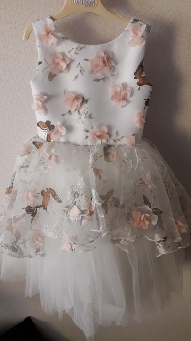 Красивое детское платье