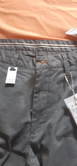 Calças de cerimónia