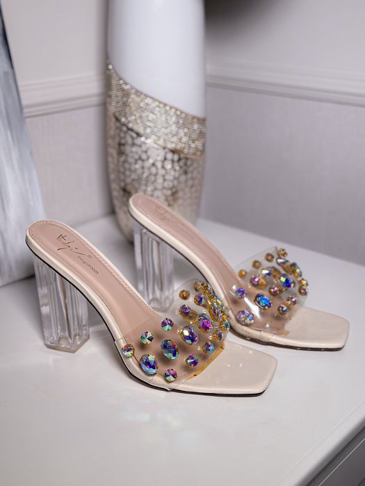 Buty 41 na przezroczystym obcasie szpilki przezroczyste z blyszczące