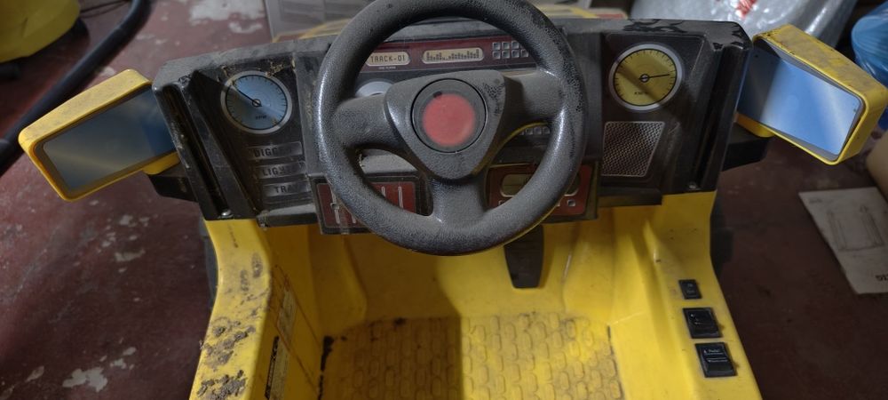 Samochód elektryczny dziecięca terenówka