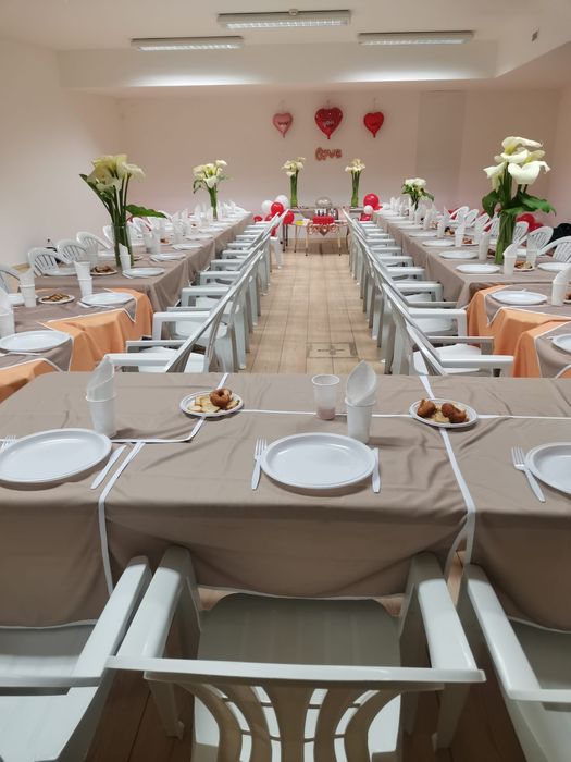 Aluguer mesas e cadeiras para 20 pessoas