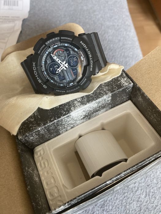 Casio G-Shock GA-140 edicion Tokio