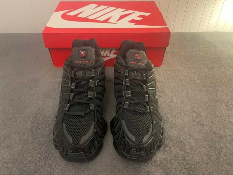 "Nike Shox" TL, czarne .37