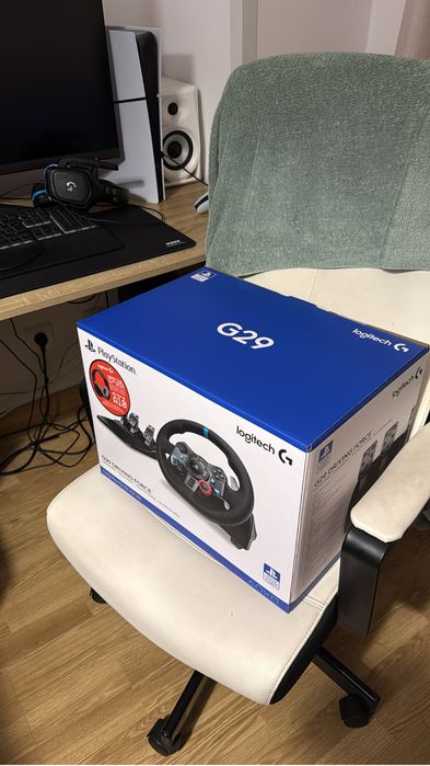 Volante + Pedais G29 PS5/PS4/PC