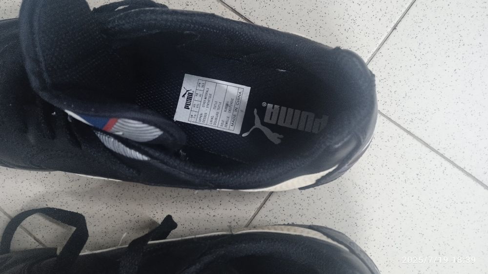 Chuteiras Puma em bom estado