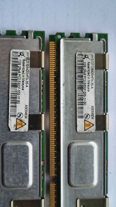 INFINEON Pamięć RAM serwerowa HYS72T128420HFA-3S-A 1GB