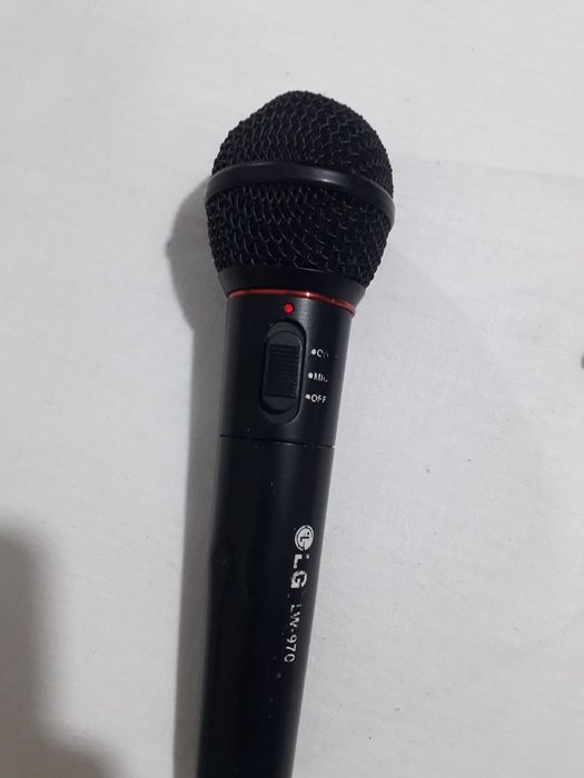 Продам мікрофон LG