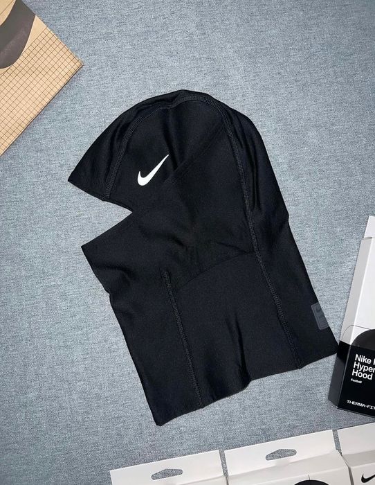 Балаклава Nike Pro Hyperwarm Hood