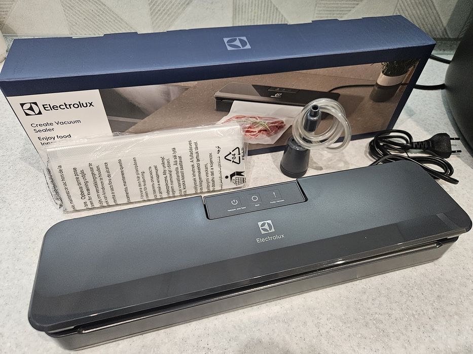 Вакууматор Electrolux E4VS1-4AG