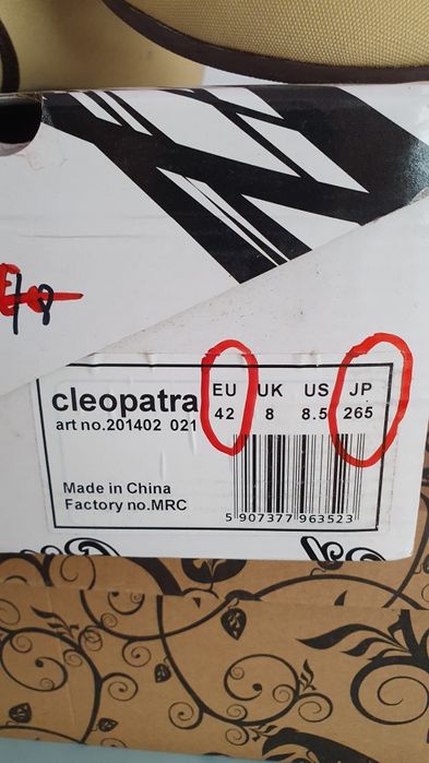 Botki damskie w modnym kolorze Cleopatra rozmiar 42  / wkładka 26.5 cm
