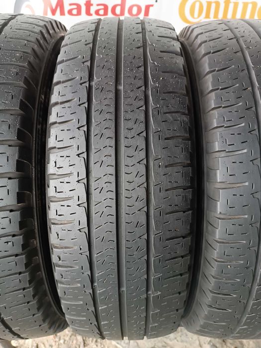 Літні шини 215/70 R15C  Michelin Agilis