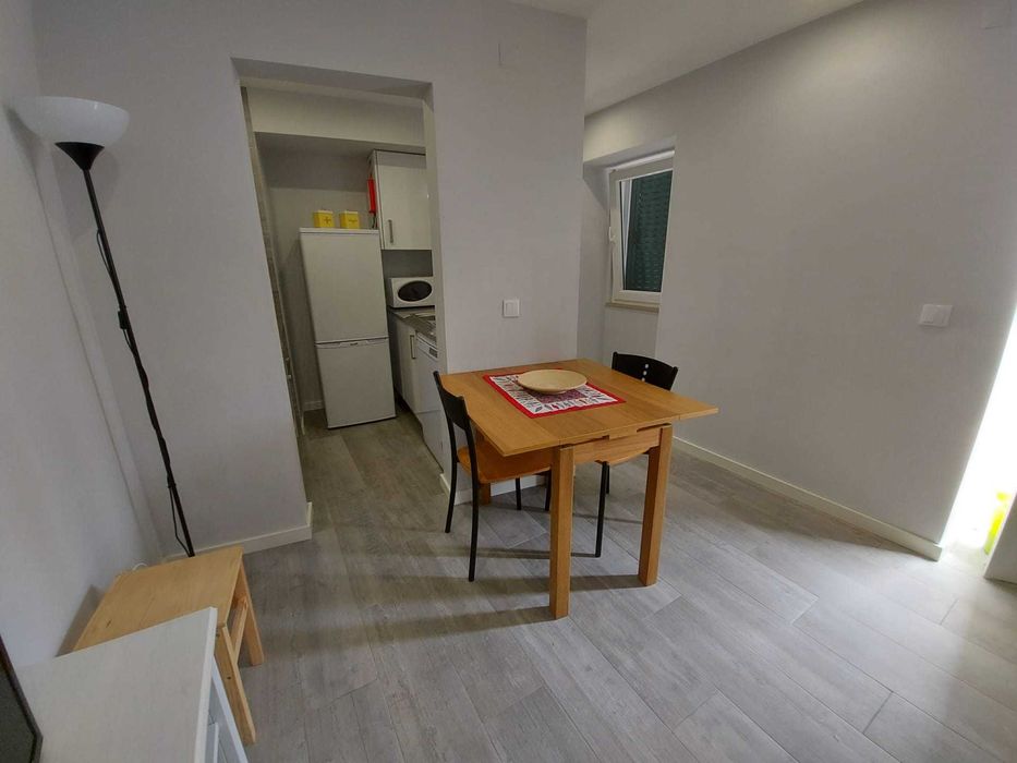 Apartamento T2 para férias com internet em São Martinho do Porto