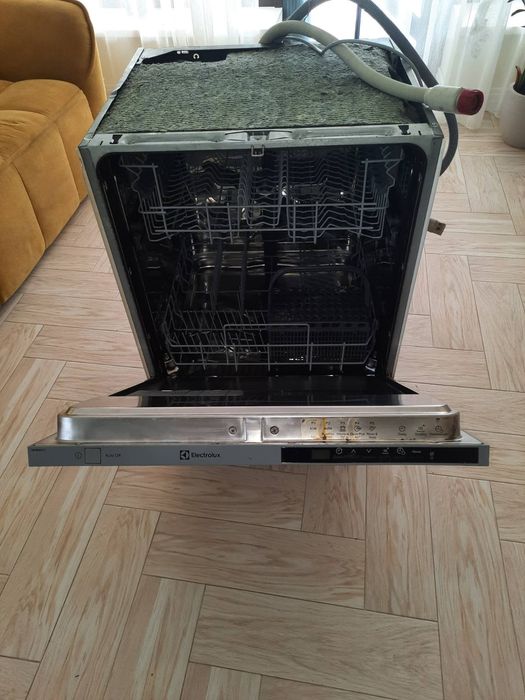 Продам посудомийку