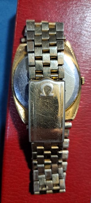 Relógio Omega seamaster.