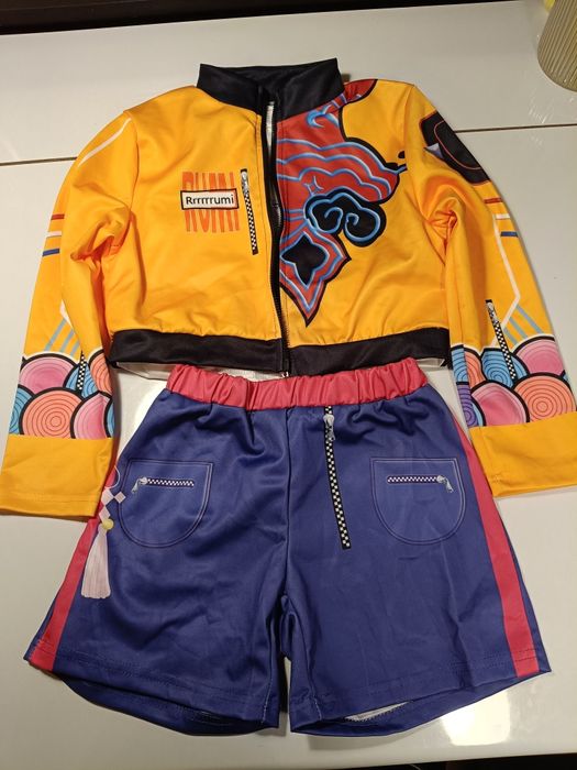 Rumi huntrix strój 140 albo 130 nowy