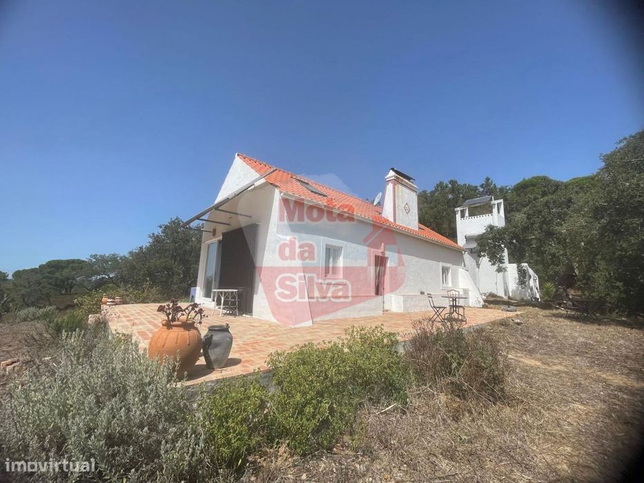 Quinta com habitação em São Francisco da Serra