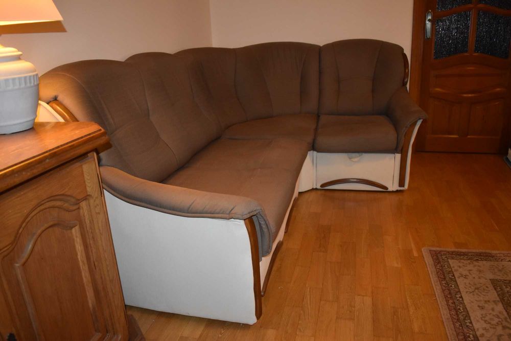 Narożnik z funkcją spania