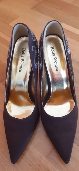 Sapato salto alto de cerimónia em cetim castanho 38, novos