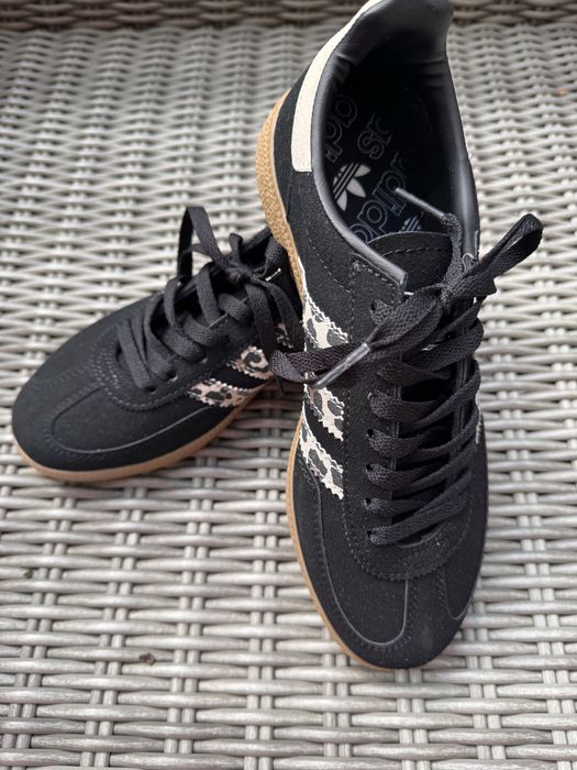 Adidasy czarne z panterką z brazową podeszwą 38 2/3