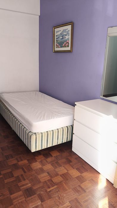 Alugo quarto em Odivelas junto ao Metro