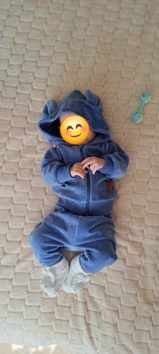 Велюровий дитячий костюмчик, на 62 см