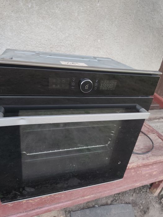 Продам електро духовку Whirlpool .