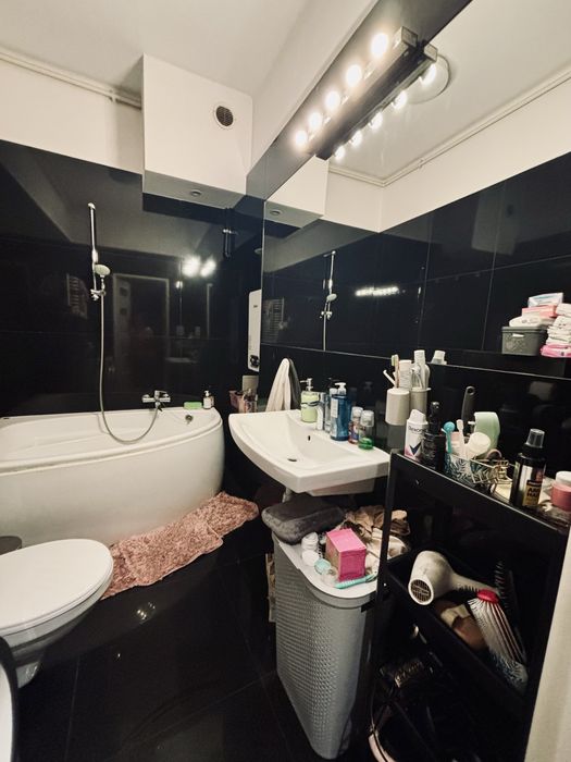 1.08.2026| Najem jednosobowy, kobiety, Stare Miasto || Single-room rent for women, Old Town - Więcej