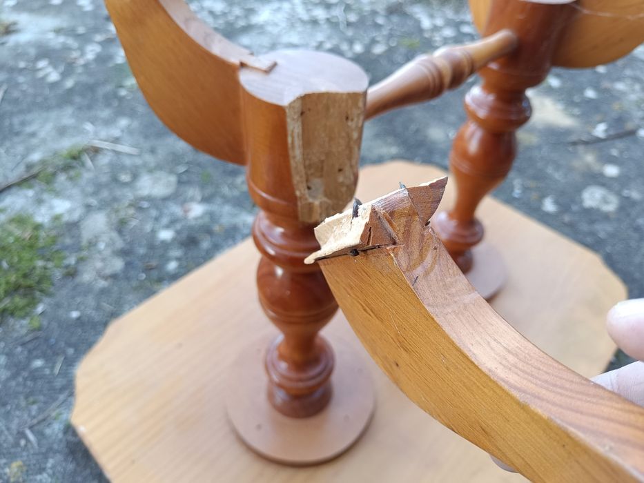 5 Mesas de madeira usado pés partidos