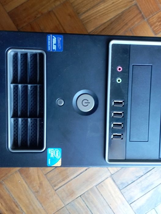 PC ASUS core2quad