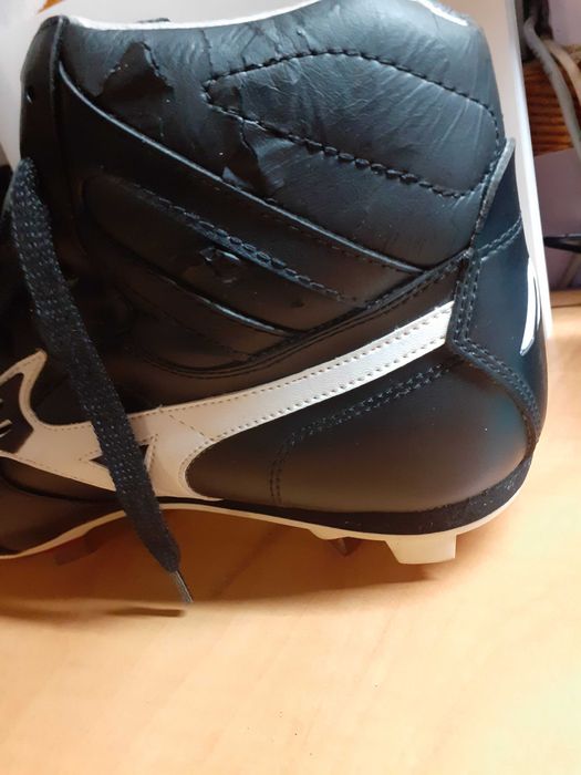 Buty piłkarskie  korki męskie Mizuno