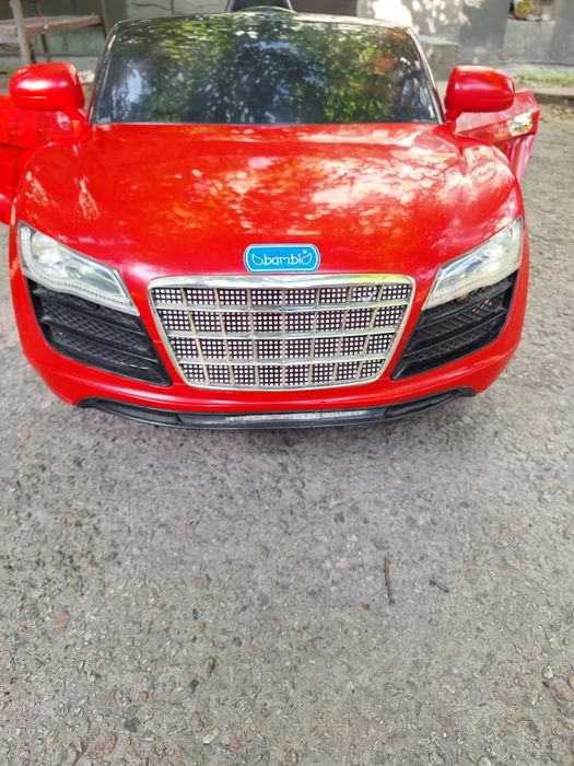 Электромобиль детский