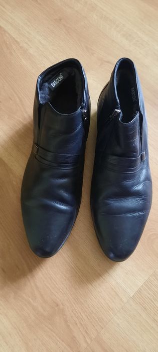 Продам  кожаные натуральные